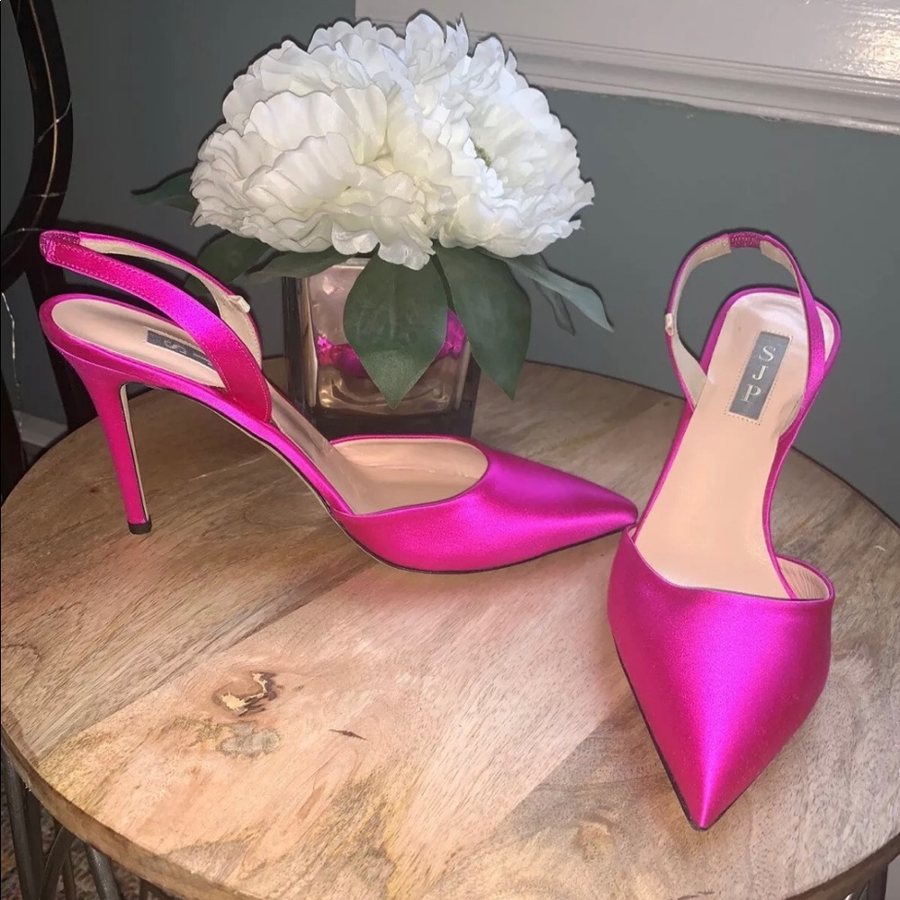 BRAND NEW NEVER WORN SJP PINK HEEL